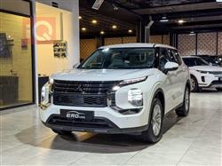 ميتسوبيشي اوتلاندر